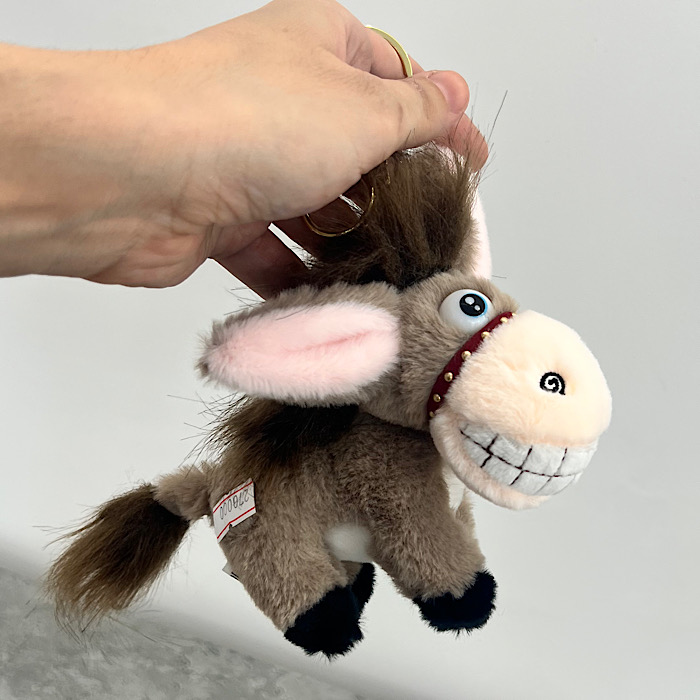 عکس اصلی آویز مدل الاغ خندان کرم قهوه ای