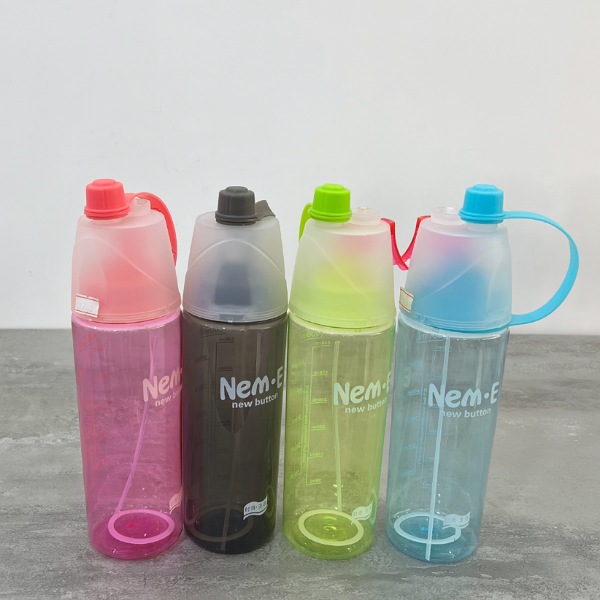 عکس اصلی قمقمه آب اسپری دار نشکن کد 512