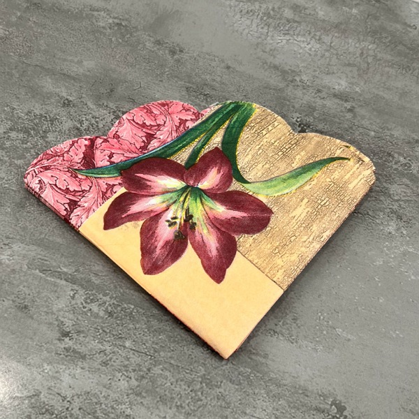 عکس شماره:2 , دستمال کاغذی پذیرایی طرح دار کد 599