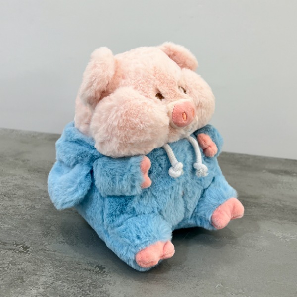 عکس شماره:1 , عروسک مدل خوک با لباس فیلی ارتفاع 20 سانتی متر کد 834