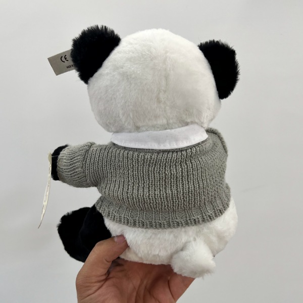 عکس شماره:1 , عروسک مدل پاندا با لباس بافتنی ارتفاع  25 سانتی متر کد 961