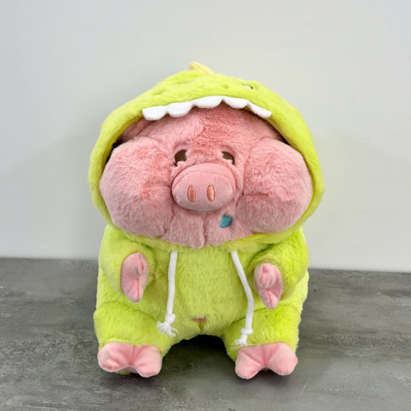 عکس اصلی عروسک مدل خوک لباس دایناسور ارتفاع 30 سانتی متر کد 965