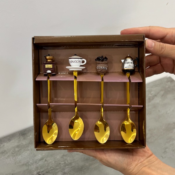 عکس اصلی قاشق طلایی فانتزی طرح کافی کد 969