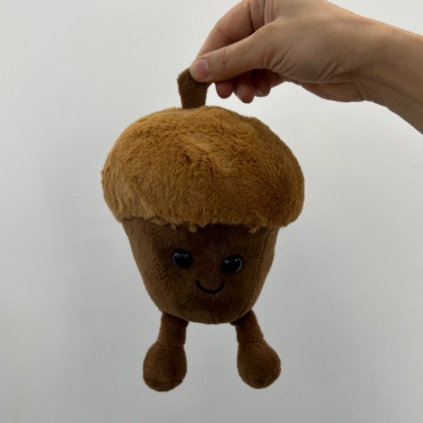 عکس شماره:0 , عروسک مدل بلوط پا دارارتفاع 25 سانتی متر کد 970