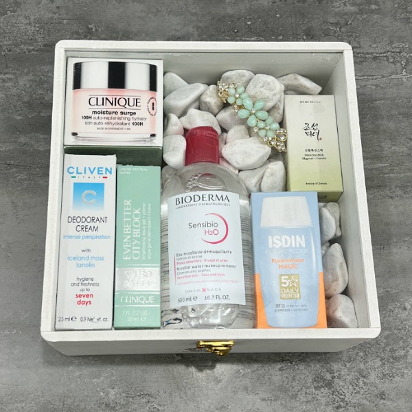 عکس شماره:2 , باکس آرایشی بهداشتی دخترانه کد 1041