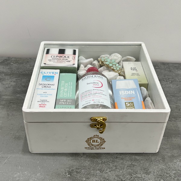 عکس شماره:1 , باکس آرایشی بهداشتی دخترانه کد 1041