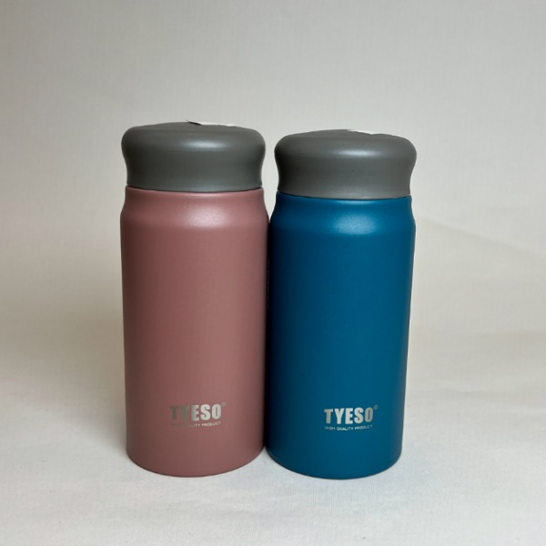 عکس اصلی تراول ماگ TYESO کد 1083