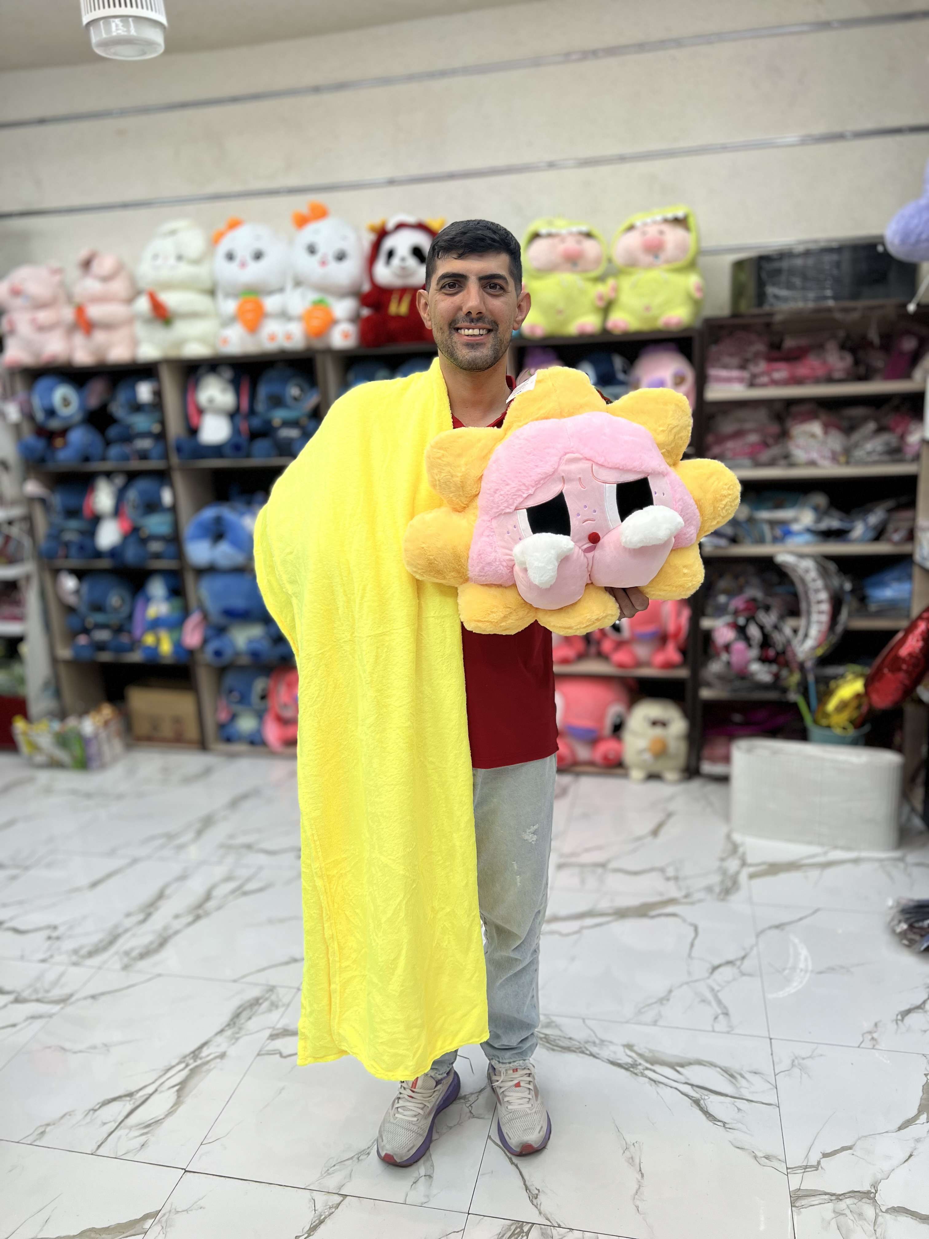 عکس اصلی عروسک پتوبالشتی کرای بیبی ارتفاع 40 سانتی متر کد 1526